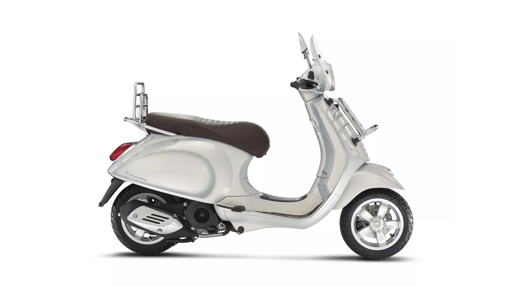 Vespa Primavera 50 Touring - Image 2 Vespa Primavera 50 Touring - Image 2