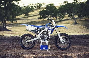 Yamaha YZ450F 2016 - Bild 8 Yamaha YZ450F 2016 - Bild 8