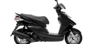 Yamaha Cygnus X 2016 vs Piaggio Beverly 500 Cruiser 2009