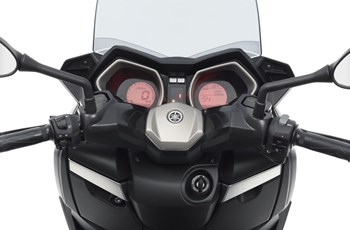 Yamaha X-Max 250 2016 - Bild 5 Yamaha X-Max 250 2016 - Bild 5