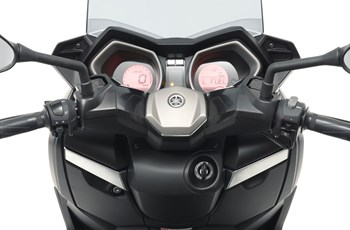Yamaha XMAX 125 2016 - Bild 7 Yamaha XMAX 125 2016 - Bild 7