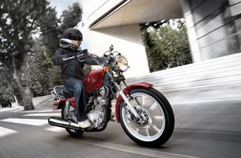 Yamaha YBR 125 Custom 2016 - Bild 2