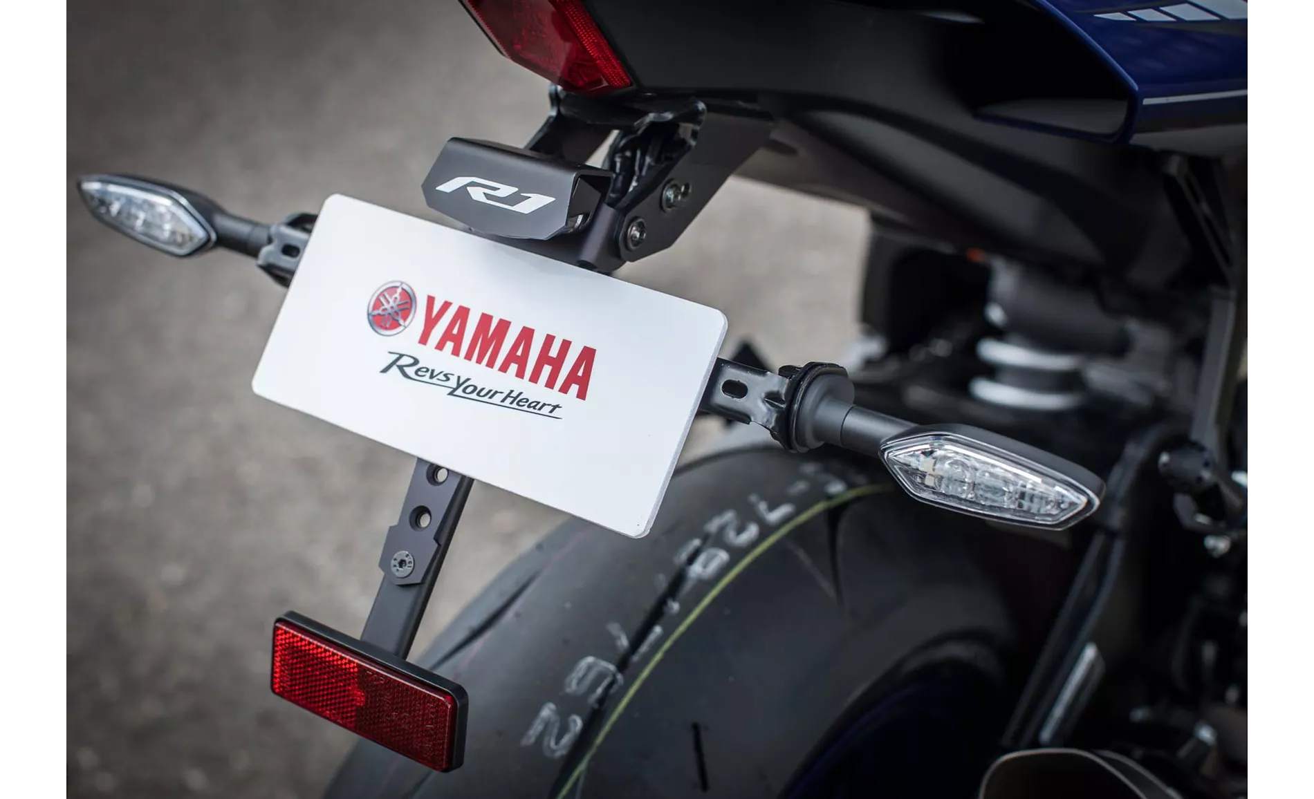 Yamaha R1 2016