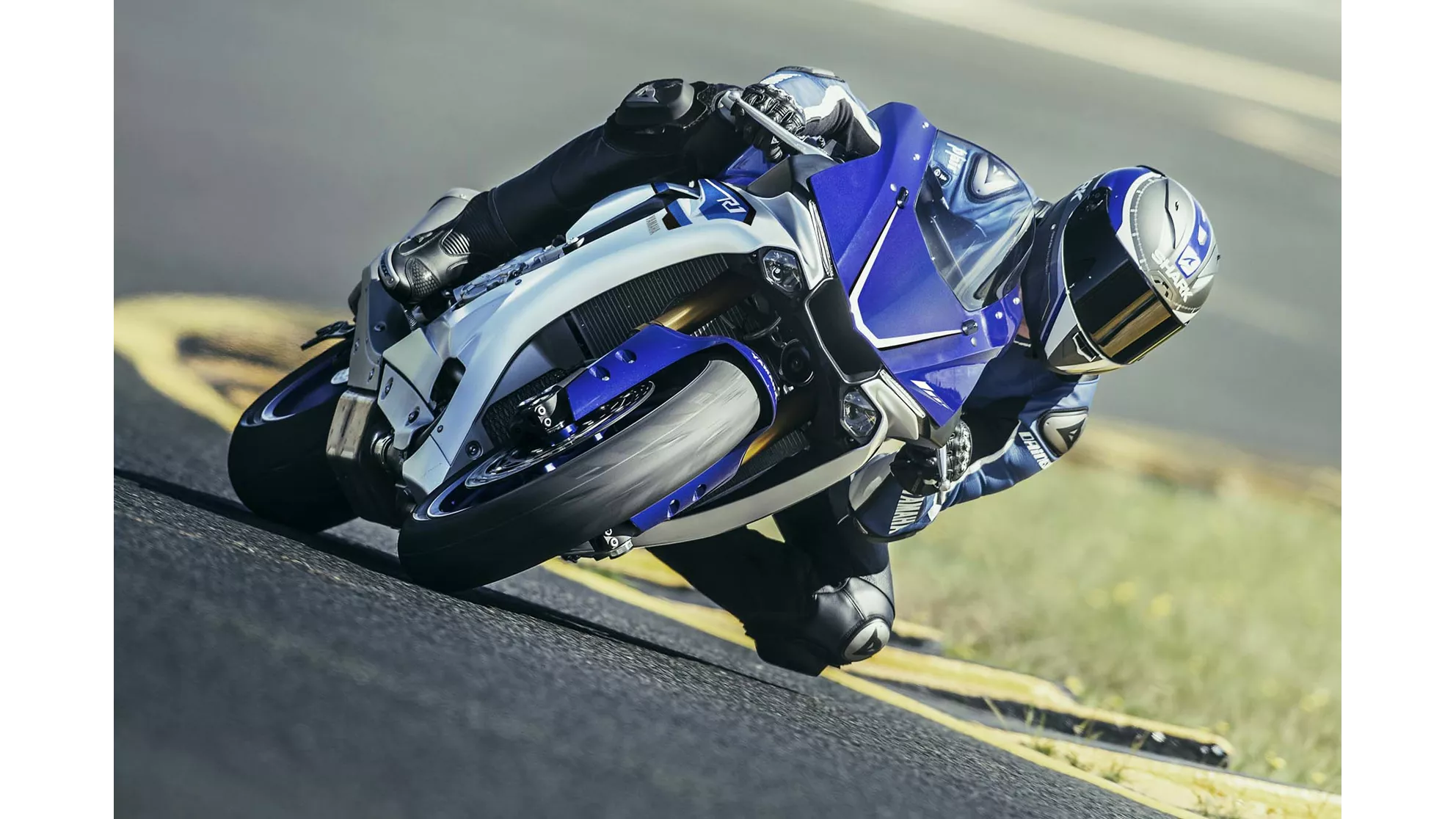 Yamaha R1 - Image 14 Yamaha R1 - Image 14