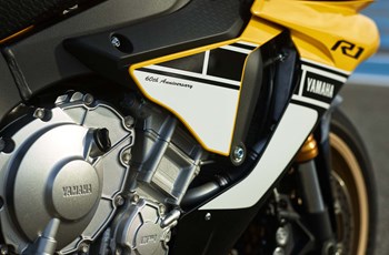 Yamaha R1 2016 - Bild 30 Yamaha R1 2016 - Bild 30