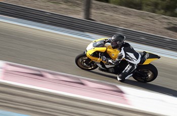 Yamaha R1 2016 - Bild 31 Yamaha R1 2016 - Bild 31
