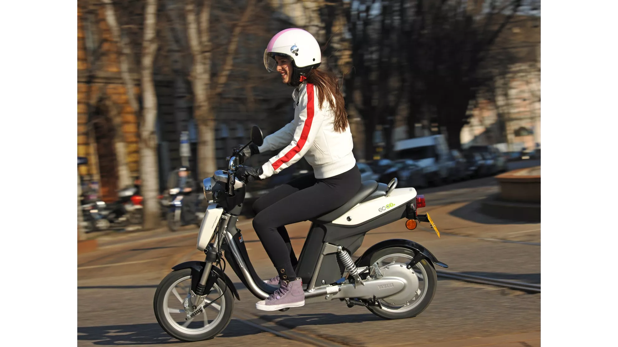 Yamaha EC-03 - Image 5 Yamaha EC-03 - Image 5