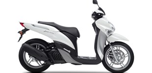 Yamaha Xenter 150 2016 vs Honda SH150i 2022