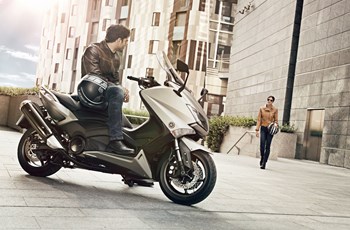 Yamaha T-MAX 530 ABS 2016 - Bild 2 Yamaha T-MAX 530 ABS 2016 - Bild 2