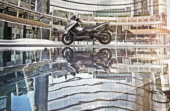 Yamaha T-MAX 530 ABS 2016 - Bild 8 Yamaha T-MAX 530 ABS 2016 - Bild 8