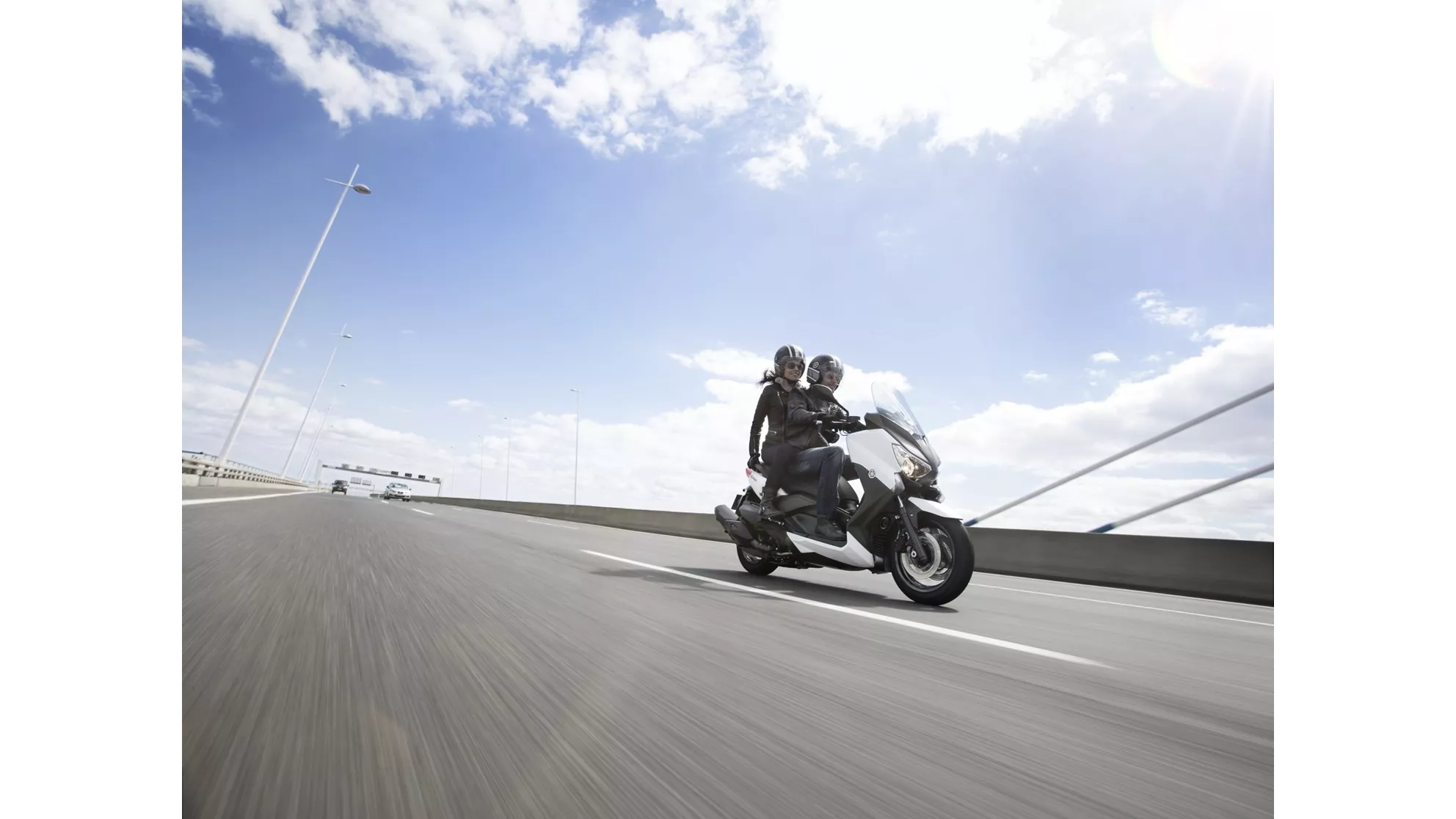 Yamaha XMAX 400 - Image 9 Yamaha XMAX 400 - Image 9
