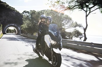 Yamaha XMAX 400 2016 - Bild 14 Yamaha XMAX 400 2016 - Bild 14