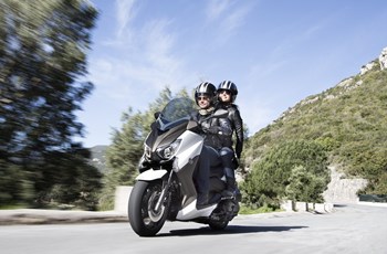 Yamaha XMAX 400 2016 - Bild 15 Yamaha XMAX 400 2016 - Bild 15