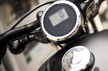 Yamaha XV 950 R 2016 - Bild 20