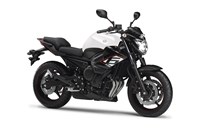 Yamaha XJ6 NSV 2016 - Bild 4
