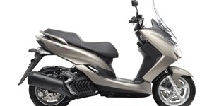 Yamaha Majesty S 125 2016 vs Yamaha X-Max 250 2011
