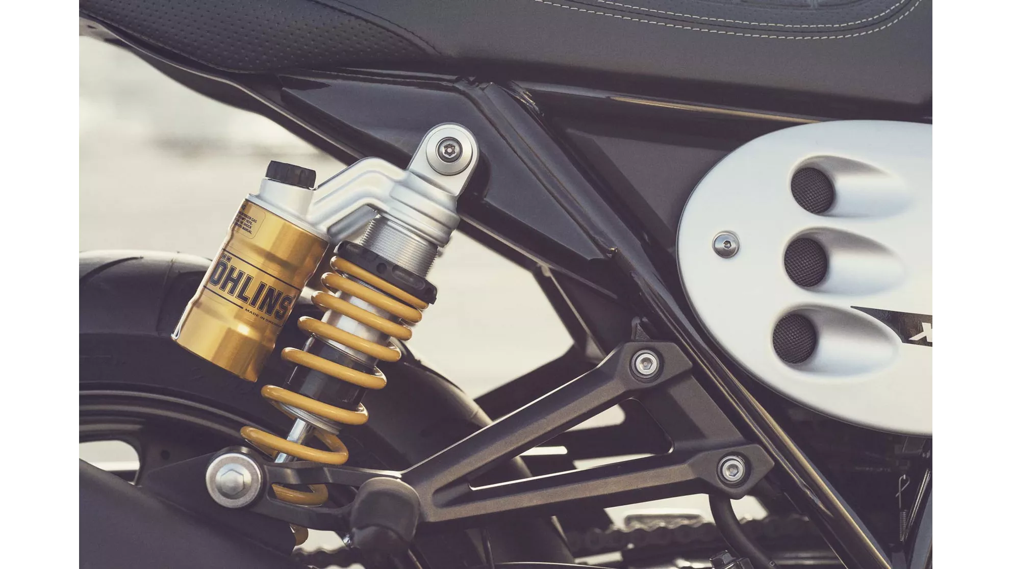 Yamaha XJR 1300 Racer - Image 2 Yamaha XJR 1300 Racer - Image 2