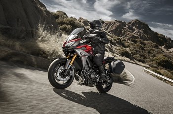 Yamaha Tracer 900 2016 - Bild 2 Yamaha Tracer 900 2016 - Bild 2