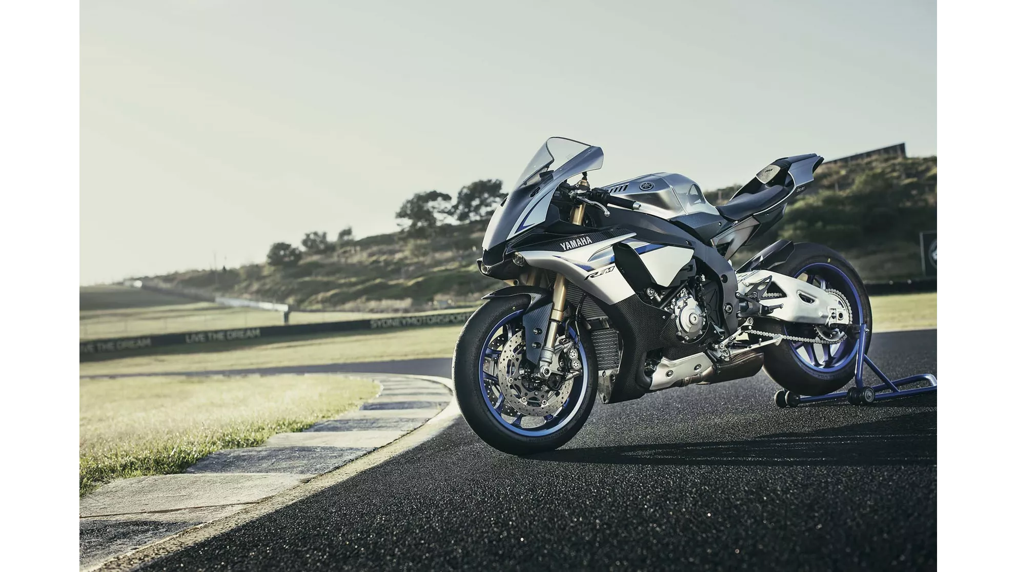 Yamaha R1M - Image 2 Yamaha R1M - Image 2