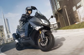 Yamaha T-MAX Iron Max ABS 2016 - Bild 2