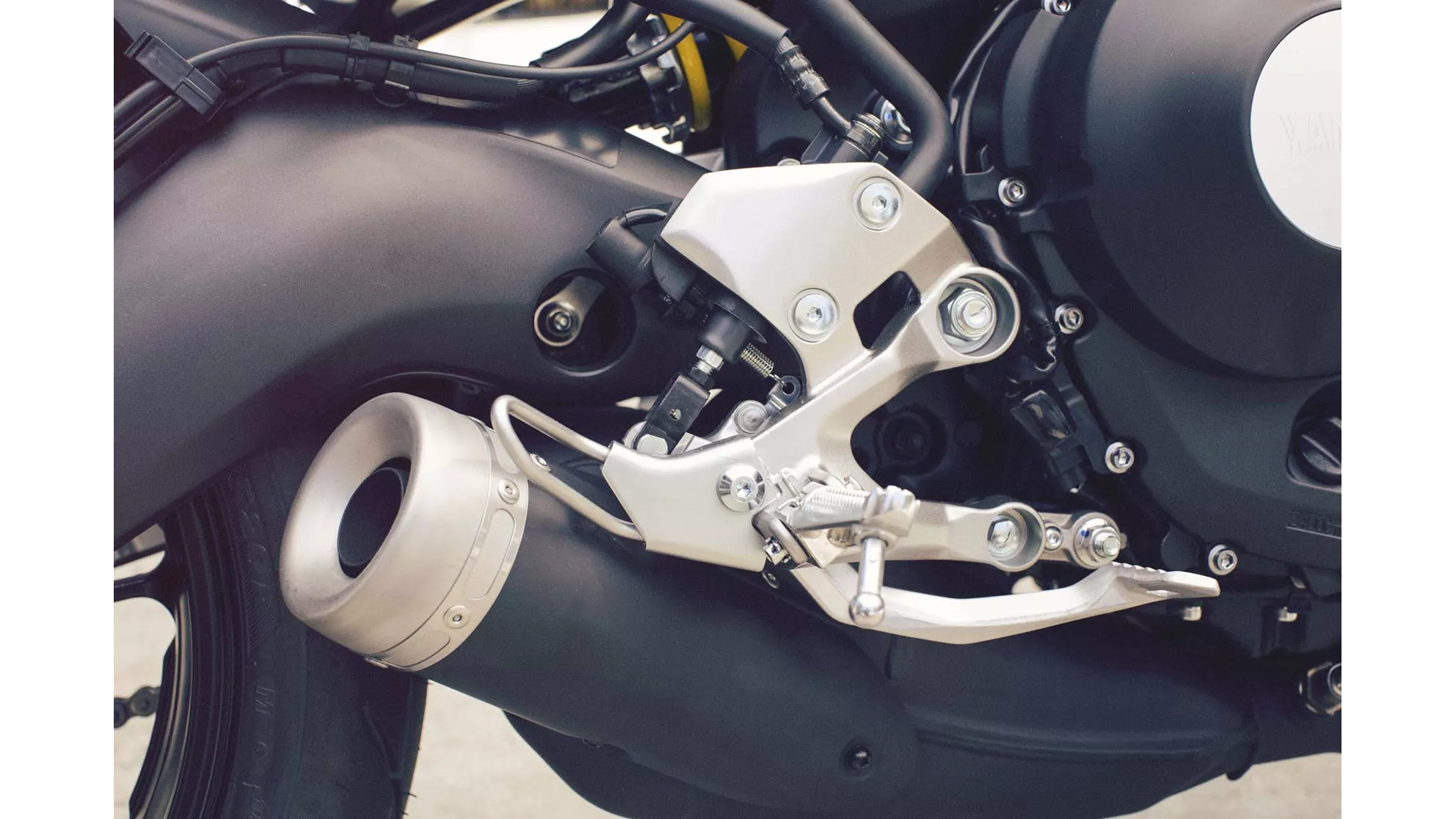 Yamaha XSR900 - Image 7 Yamaha XSR900 - Image 7