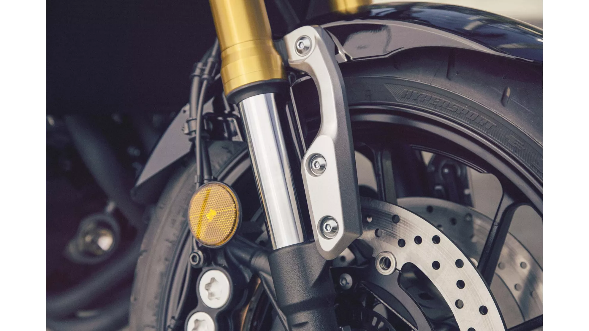 Yamaha XSR900 - Image 8 Yamaha XSR900 - Image 8