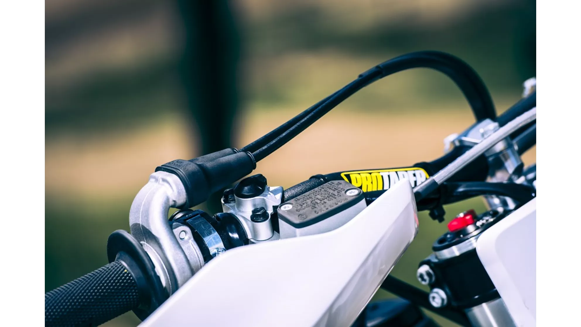 Husqvarna FC 450 - Image 9 Husqvarna FC 450 - Image 9