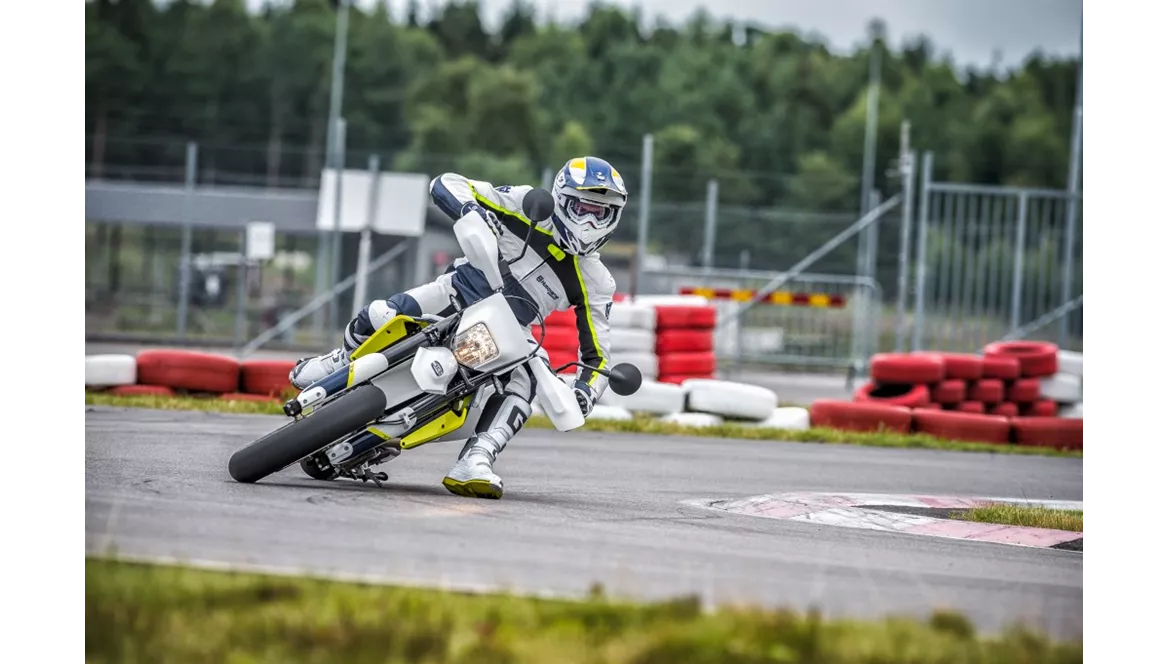 Husqvarna 701 Supermoto 2016