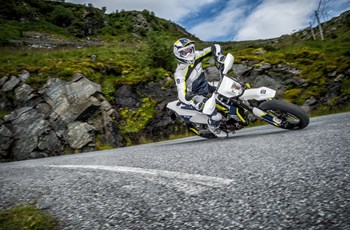 Husqvarna 701 Supermoto 2016 - Bild 4 Husqvarna 701 Supermoto 2016 - Bild 4