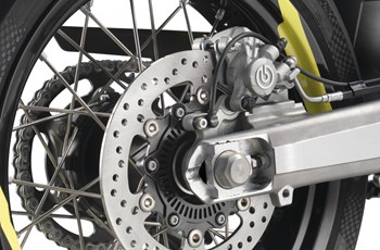Husqvarna 701 Supermoto 2016 - Bild 12 Husqvarna 701 Supermoto 2016 - Bild 12