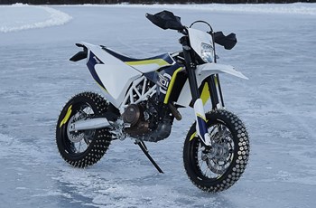 Husqvarna 701 Supermoto 2016 - Bild 17 Husqvarna 701 Supermoto 2016 - Bild 17