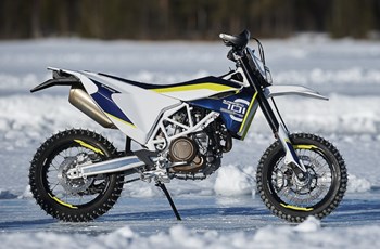Husqvarna 701 Supermoto 2016 - Bild 18 Husqvarna 701 Supermoto 2016 - Bild 18