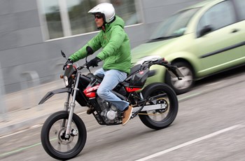 Rieju MRT SM 125 2016 - Bild 9