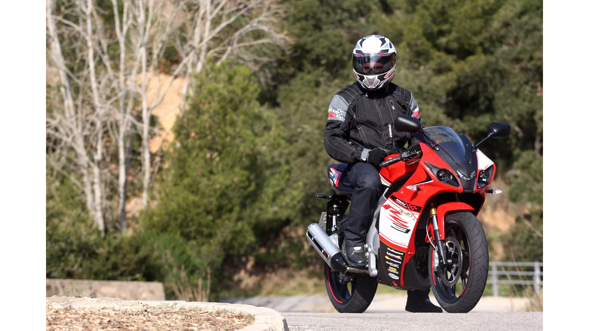 Rieju RS3 125 - Image 11 Rieju RS3 125 - Image 11