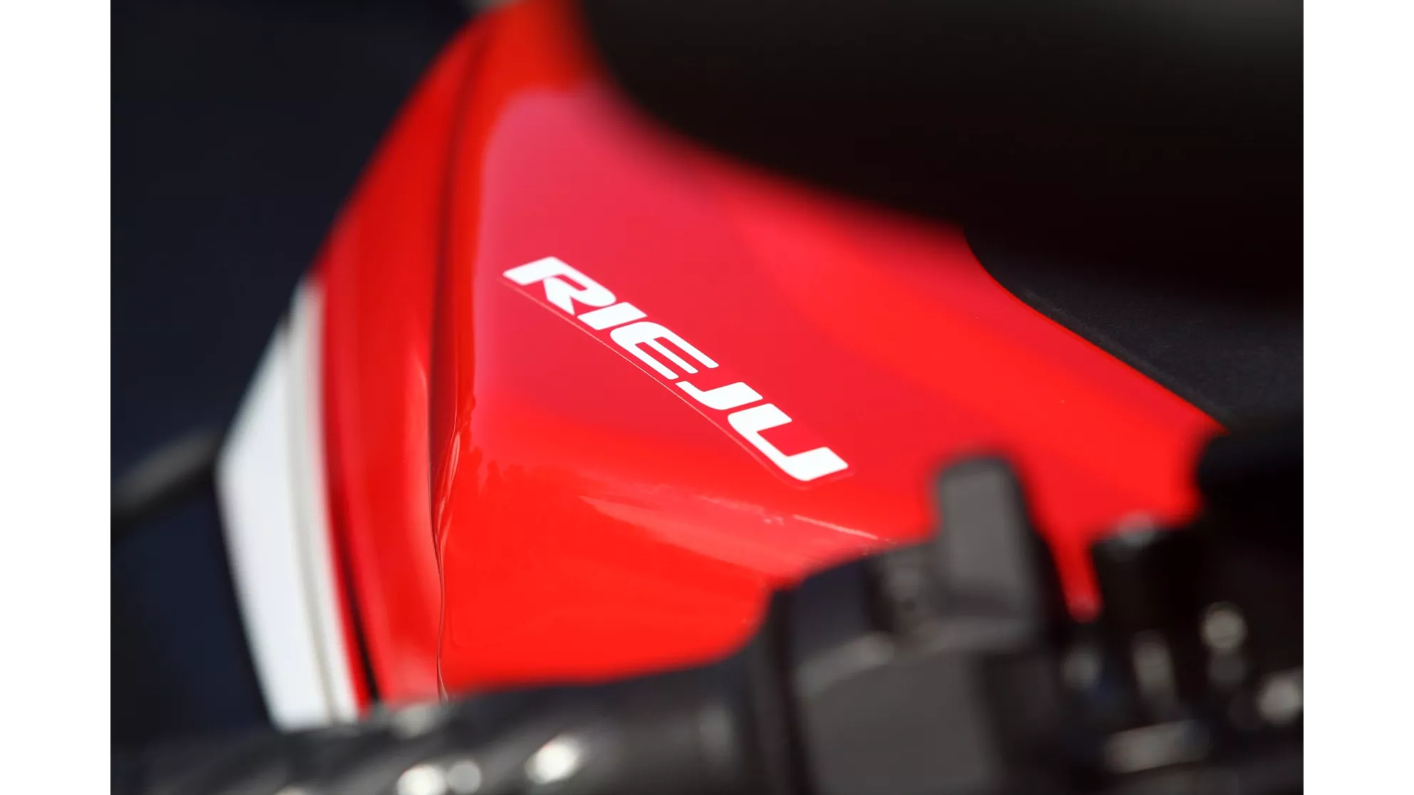 Rieju RS3 125 - Image 12 Rieju RS3 125 - Image 12