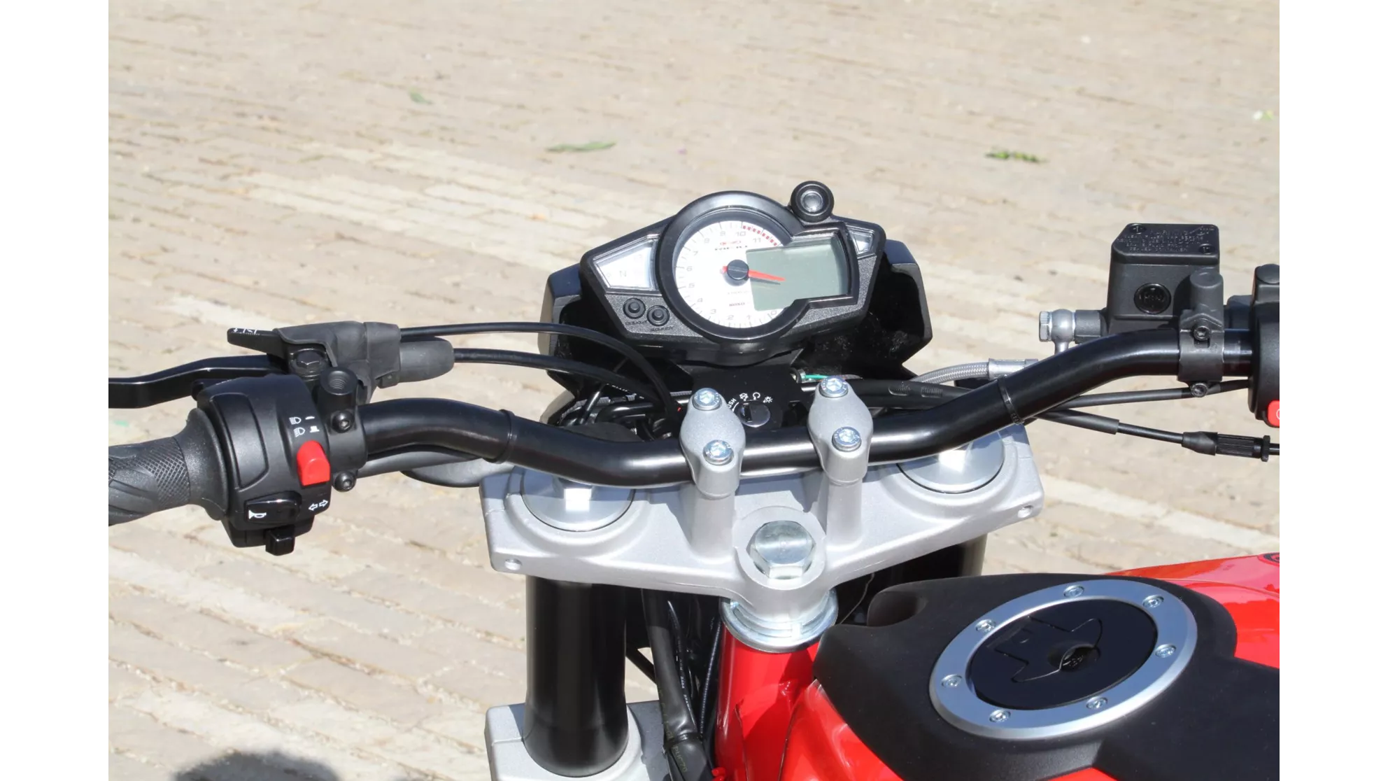 Rieju RS3 NKD 125 - Image 8 Rieju RS3 NKD 125 - Image 8