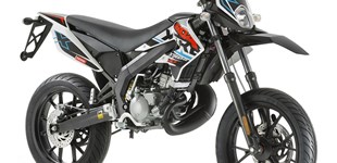 Derbi Senda SM DRD EVO 2009 vs Derbi Senda DRD X-Treme 50 SM 2016