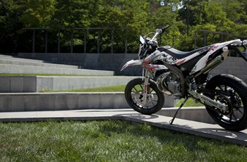 Derbi Senda DRD Racing 50 SM 2016 - Bild 7