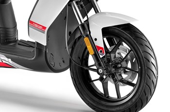 Derbi Variant Sport 50 2T 2016 - Bild 8 Derbi Variant Sport 50 2T 2016 - Bild 8