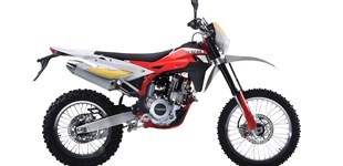 Yamaha MT-03 2020 vs SWM RS 500 R 2016