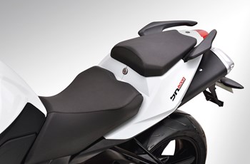 Benelli BN 600 R 2016 - Bild 6