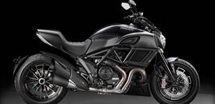 Ducati Diavel 1200 2017 vs Ducati Diavel 1200 2016