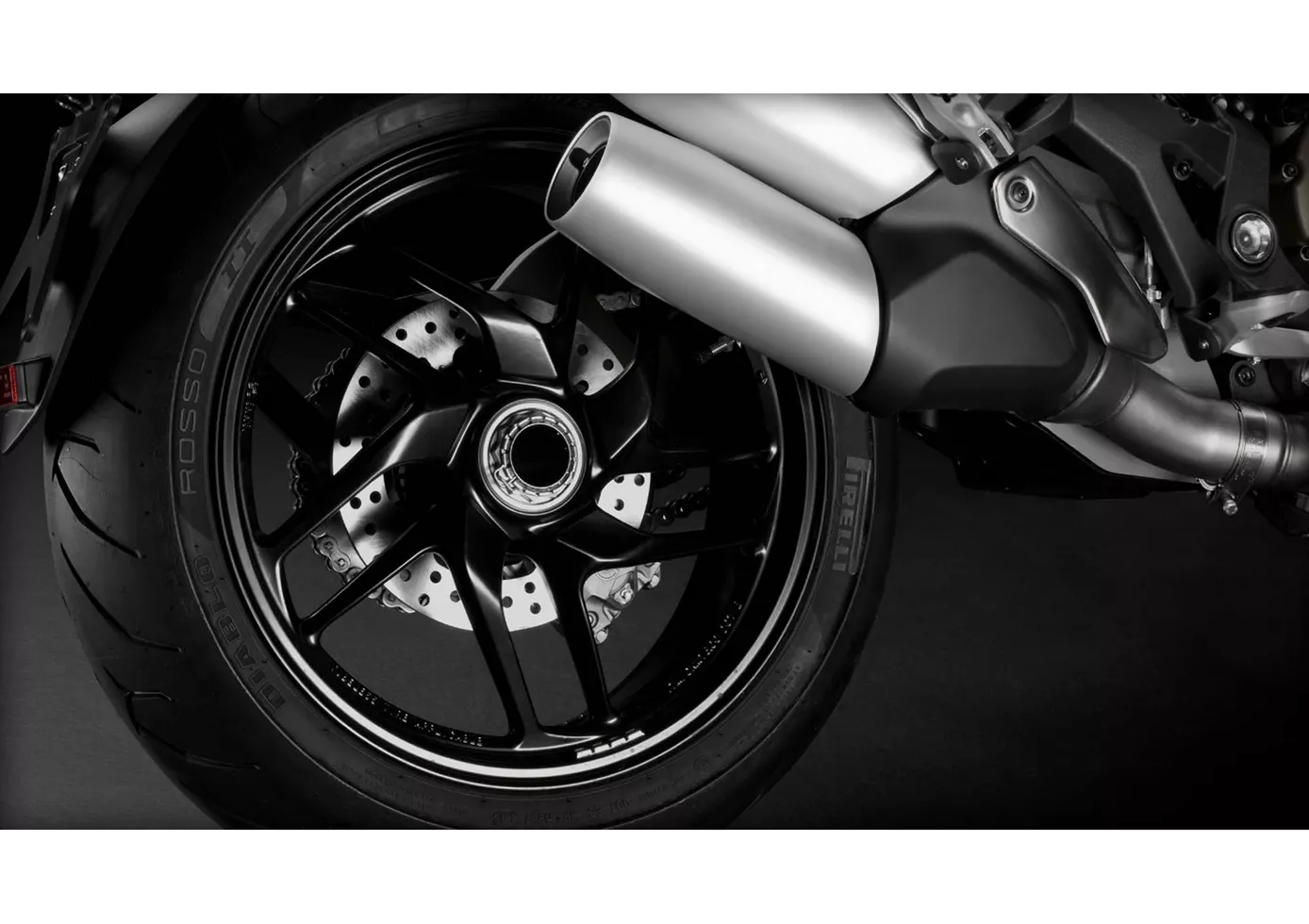 Ducati Monster 1200 2016