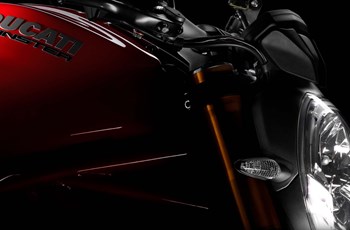Ducati Monster 1200 S 2016 - Bild 4 Ducati Monster 1200 S 2016 - Bild 4