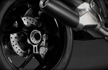 Ducati Monster 1200 S 2016 - Bild 5 Ducati Monster 1200 S 2016 - Bild 5