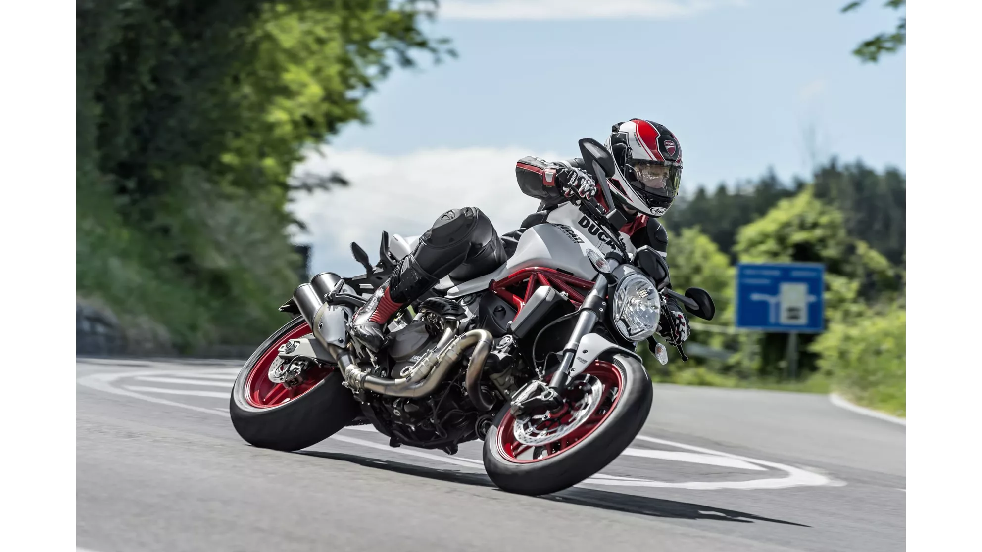 Ducati Monster 821 - Image 6 Ducati Monster 821 - Image 6