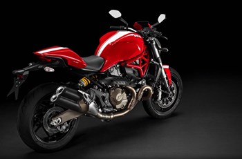Ducati Monster 821 Stripe 2016 - Bild 5