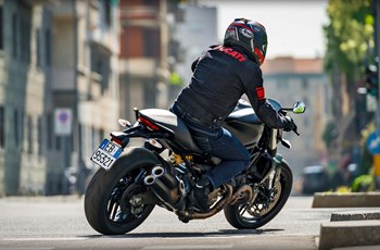 Ducati Monster 821 Dark 2016 - Bild 5