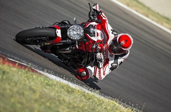 Ducati Monster 1200 R 2016 - Bild 9 Ducati Monster 1200 R 2016 - Bild 9
