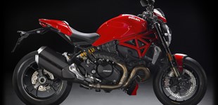 Ducati Monster 796 2011 vs Ducati Monster 1200 R 2016
